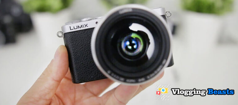 best vlogging camera under $300