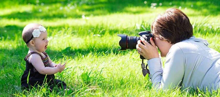 Best Camera for Newborn Photography
